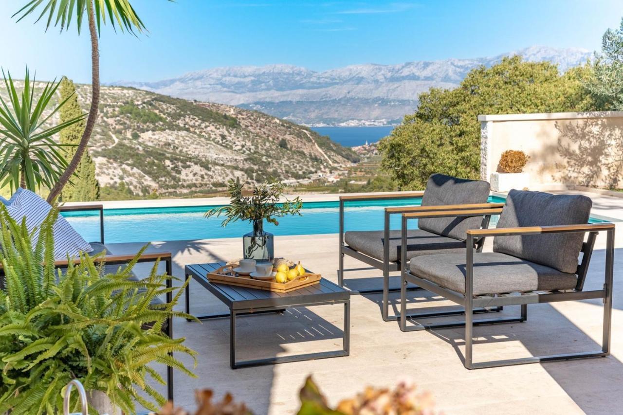 New Villa Ani! Traditional And Luxurious 4-Bedroom Villa With Heated Pool And Sea Views 波斯蒂勒 外观 照片