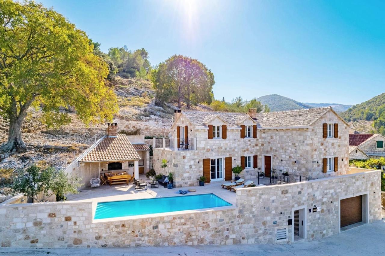 New Villa Ani! Traditional And Luxurious 4-Bedroom Villa With Heated Pool And Sea Views 波斯蒂勒 外观 照片