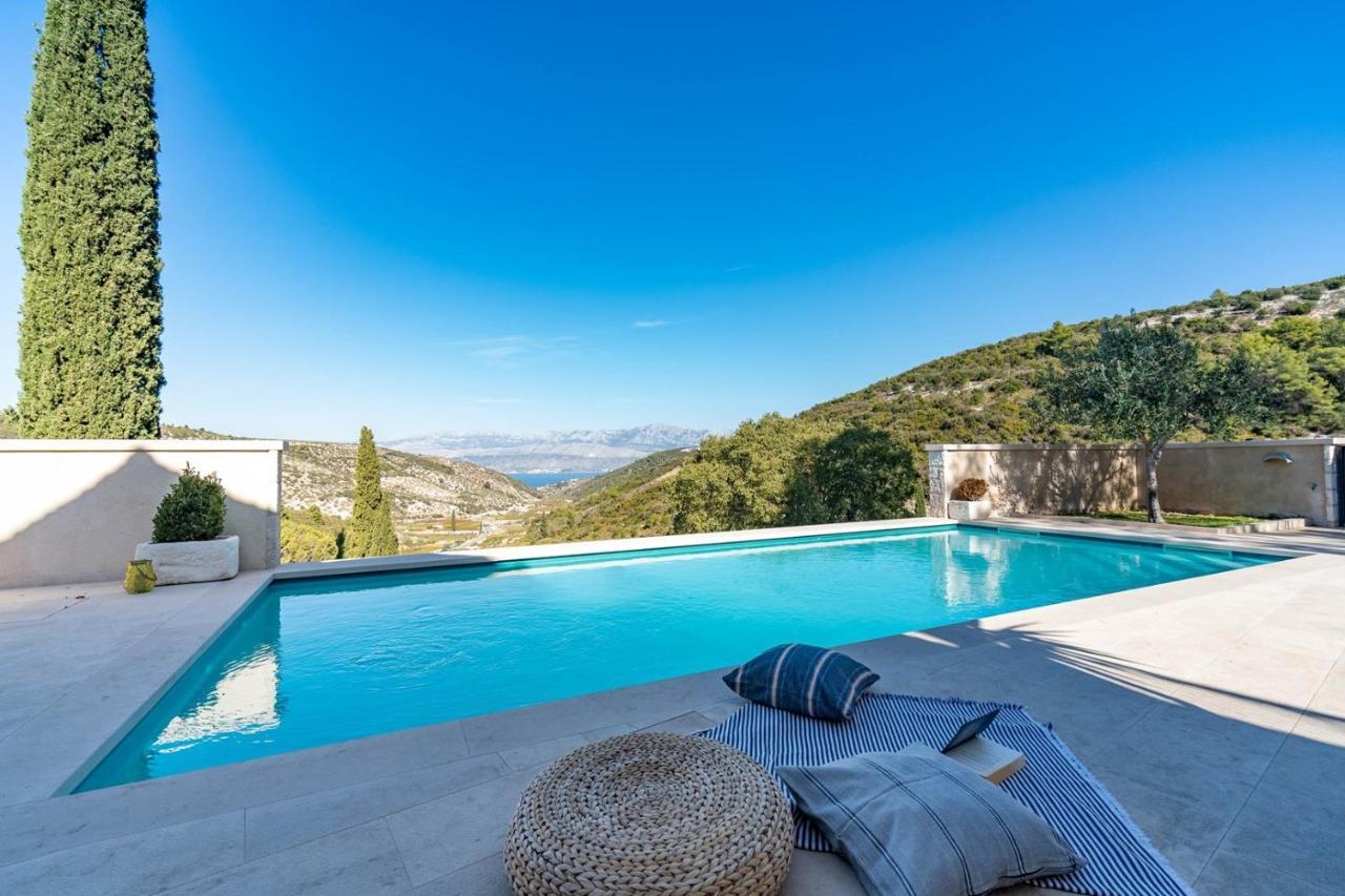 New Villa Ani! Traditional And Luxurious 4-Bedroom Villa With Heated Pool And Sea Views 波斯蒂勒 外观 照片