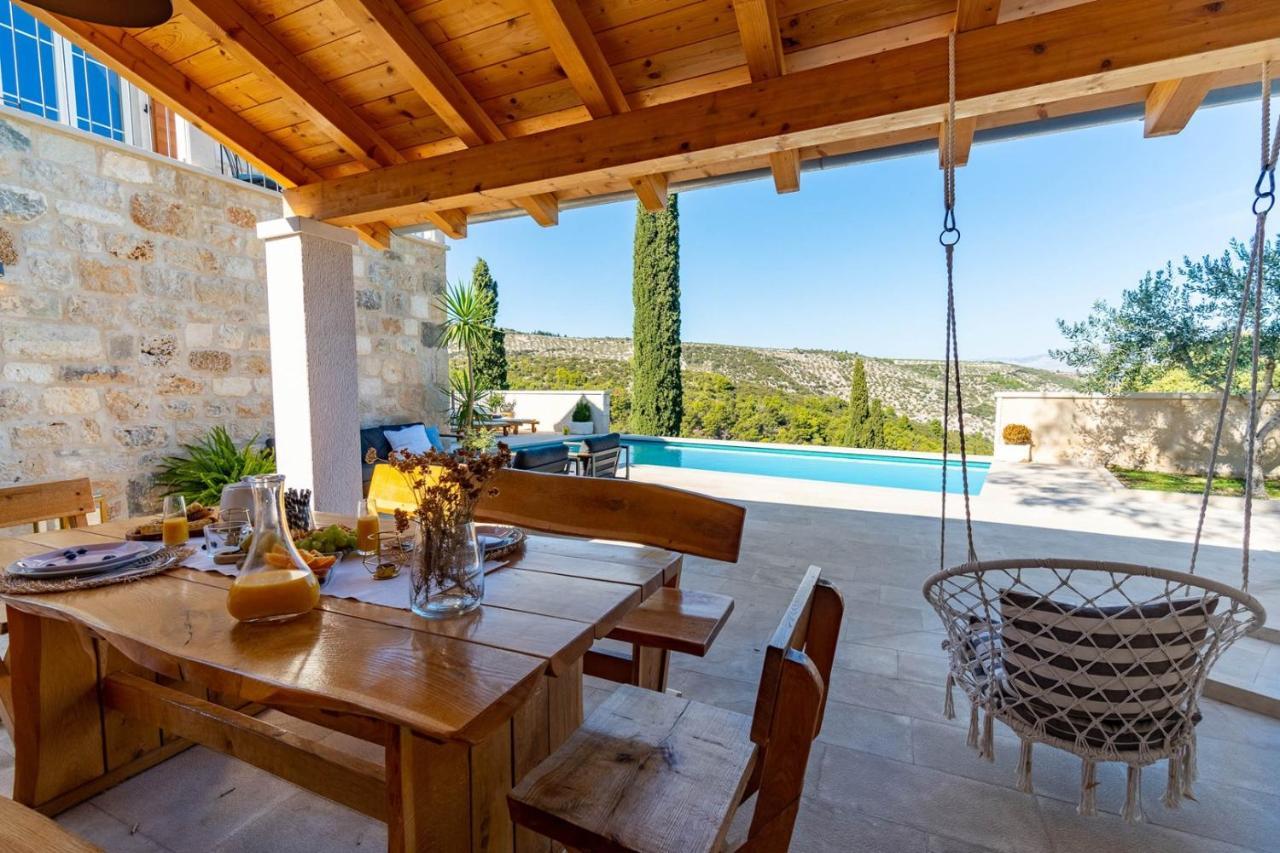 New Villa Ani! Traditional And Luxurious 4-Bedroom Villa With Heated Pool And Sea Views 波斯蒂勒 外观 照片