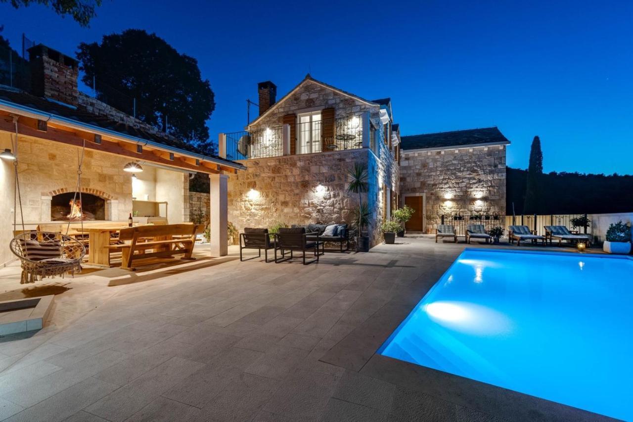 New Villa Ani! Traditional And Luxurious 4-Bedroom Villa With Heated Pool And Sea Views 波斯蒂勒 外观 照片