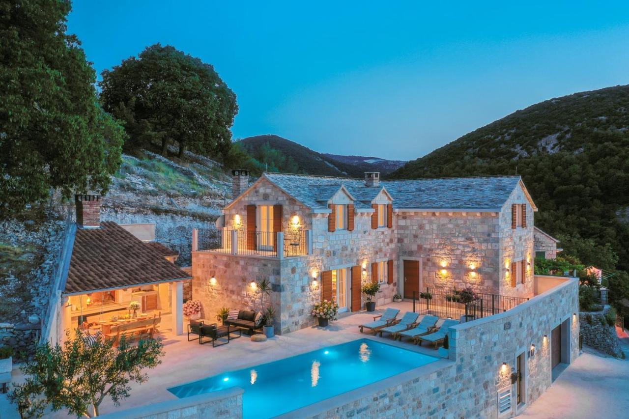 New Villa Ani! Traditional And Luxurious 4-Bedroom Villa With Heated Pool And Sea Views 波斯蒂勒 外观 照片